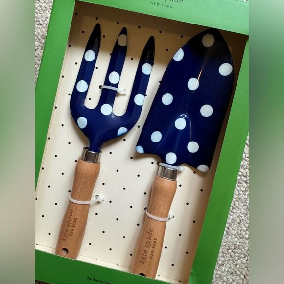 Kate Spade New York garden tool set NWT - Picture 3 of 3